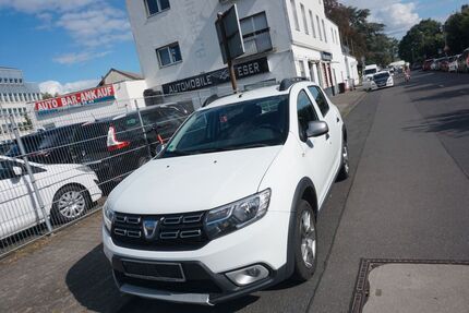Dacia Sandero 92.218 km 5.999 &euro; Köln 51143