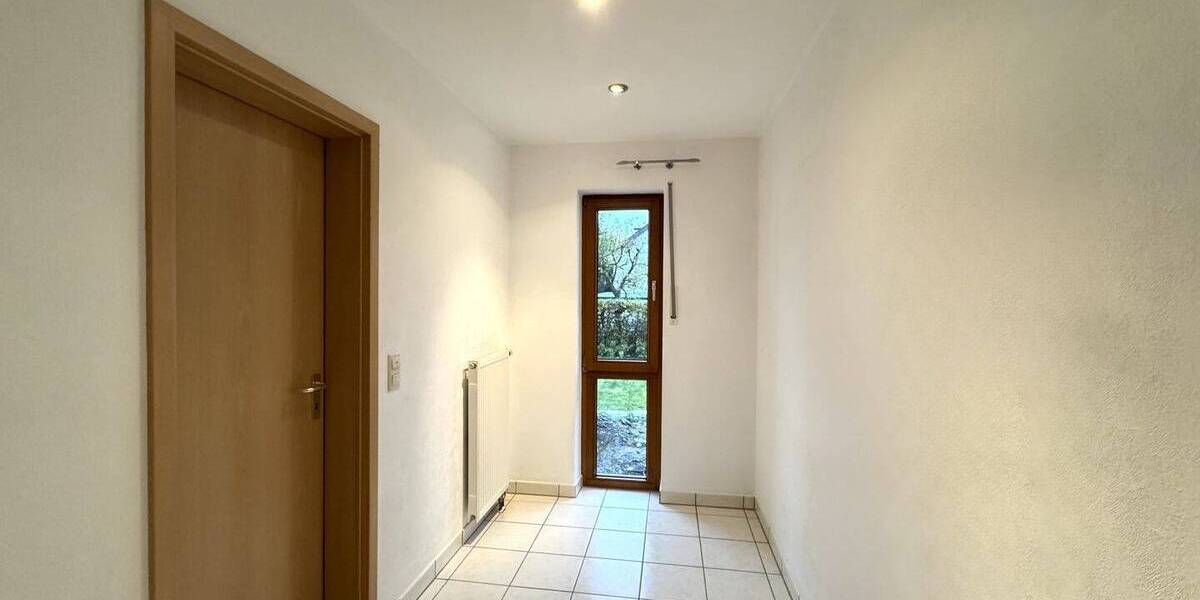 Schöne Eigentumswohnung mit großem Gartenanteil in einem Dreifamilienhaus! 3 zimmer