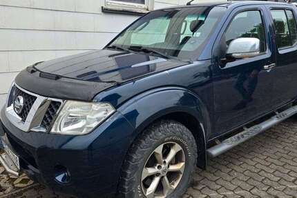 Nissan Navara 218.000 km 9.990 &euro; Daleiden 54689