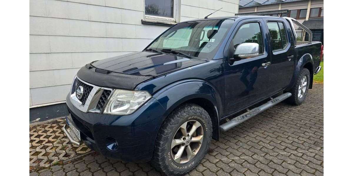 Nissan Navara 218.000 km 9.990 &euro; Daleiden 54689