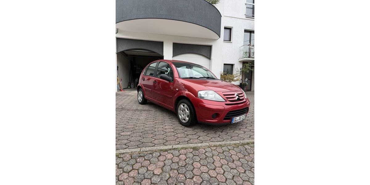 Citroen C3 153.129 km 1.499 &euro; Bad Breisig 53498