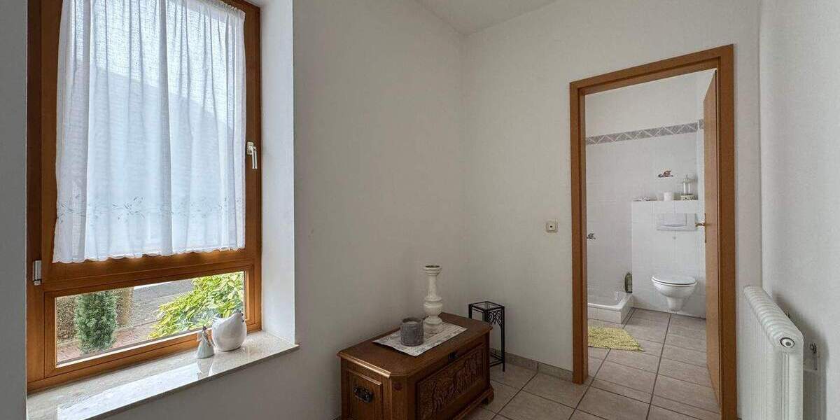 Bungalow Bad Nenndorf - 2 Zimmer, 96 m&sup2;, 415.000&euro; | Angebot:25043326