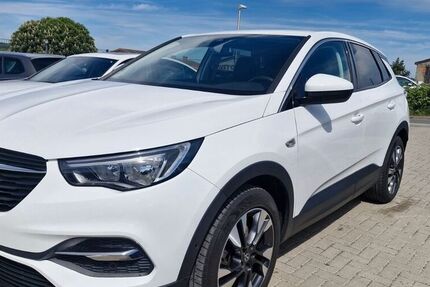 Opel Grandland (X)