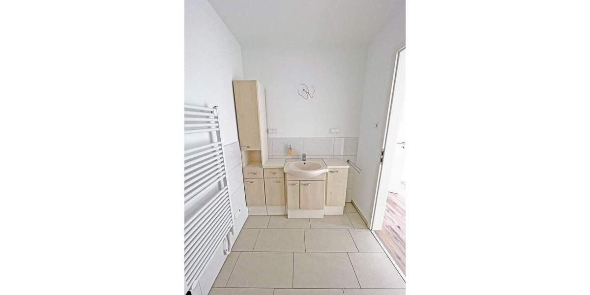 Etagenwohnung Schwerte Wandhofen - 2 Zimmer, 88 m&sup2;, 880&euro; | Angebot:24675618