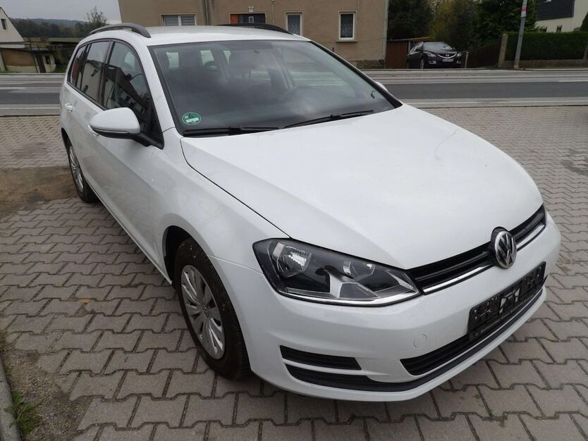 VW Golf 120.000 km 10.999 € Bautzen 02625