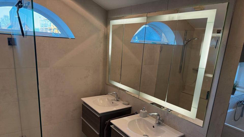 Einfamilienhaus Zeven - 5 Zimmer, 180 m&sup2;, 2.700&euro; | Angebot:26225565