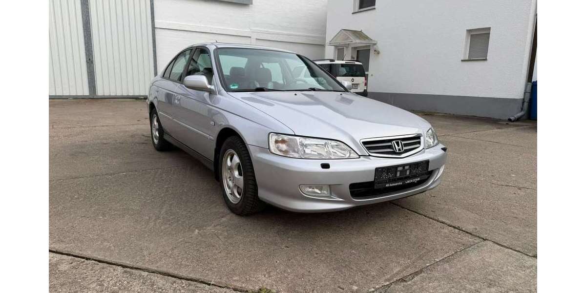 Honda Accord 71.980 km 6.490 &euro; Hessenaue (Trebur) 65468
