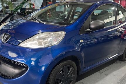 Peugeot 107 115.000 km 2.990 &euro; Rheinberg 47495