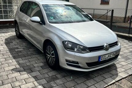 VW Golf 154.000 km 12.400 &euro; Dillenburg 35683