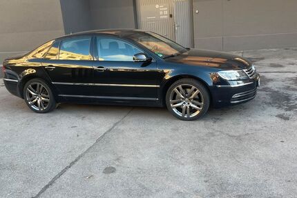 VW Phaeton 178.000 km 16.100 &euro; München 80809