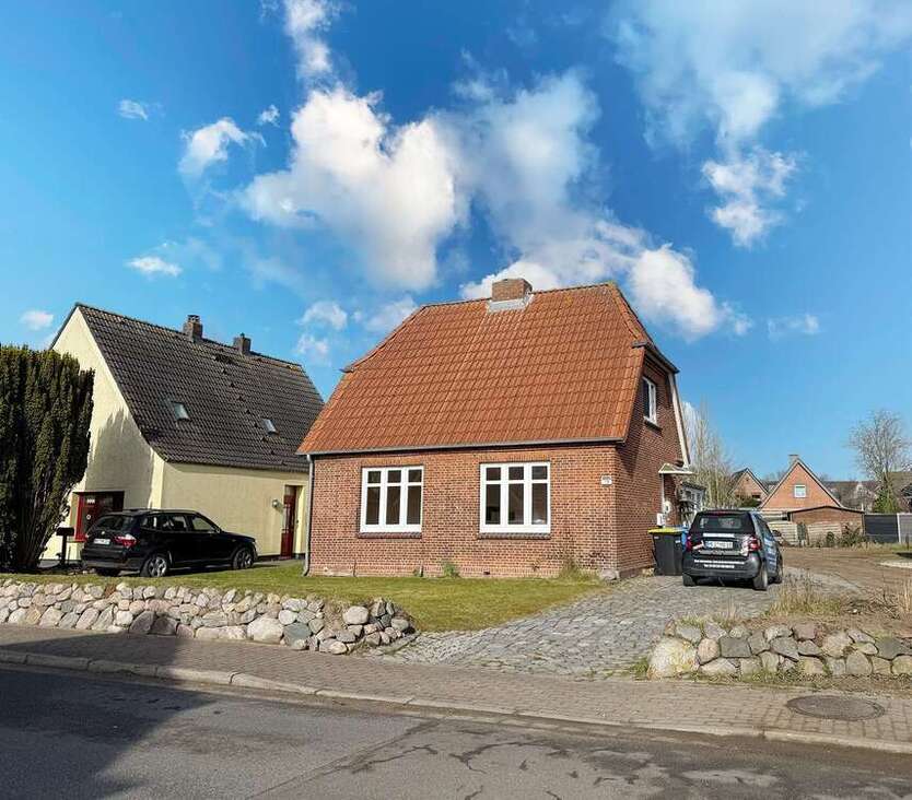 Haus zum Kaufen in Büsum 319.000 € 98.82 m²