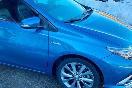 Toyota Auris 108.500 km 12.600 &euro; München 80689