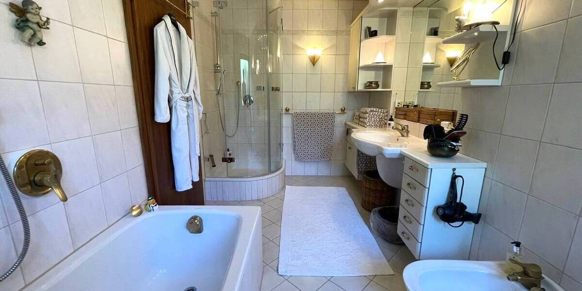 Bungalow Röthenbach an der Pegnitz Röthenbach - 4 Zimmer, 200 m&sup2;, 790.000&euro; | Angebot:26916372