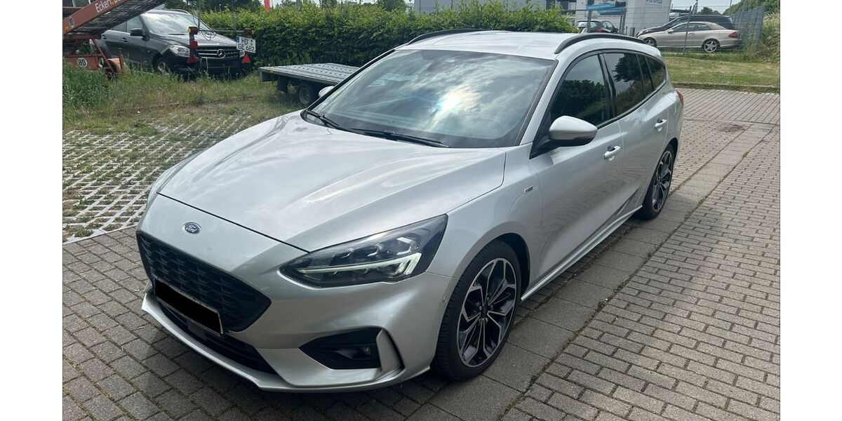 Ford Focus 93.000 km 16.700 &euro; Hirschhorn 69434