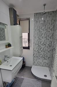 IHR NEUES ZUHAUSE ODER STARKE KAPITALANLAGE - Mehrfamilienhaus, Wohnhaus Wuppertal Gemarkung Barmen | Angebot:25832284