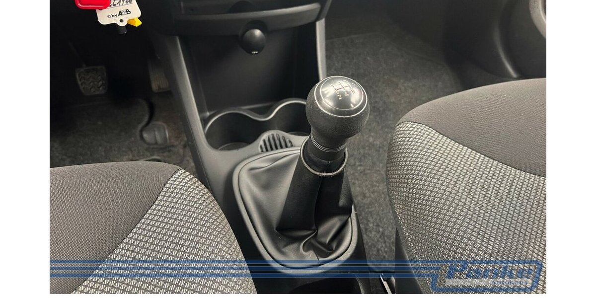 Toyota Aygo Cool Go 5trg*NAV*BT*Klima*LED*USB*Allwetter 119.619 km 5.290 &euro; Berlin 13187