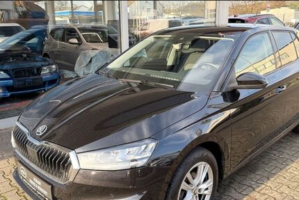 Skoda Fabia 28.500 km 16.490 &euro; Geisenheim 65366