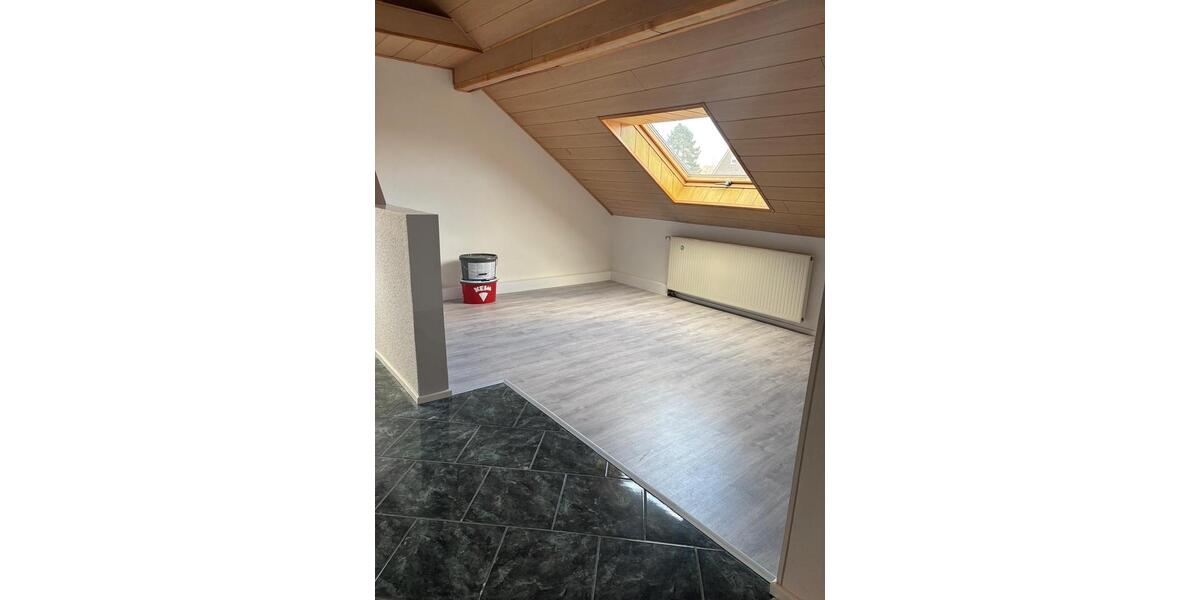 Dachgeschoßwohnung Frankenberg (Eder) - 3 Zimmer, 65 m&sup2;, 600&euro; | Angebot:26412975