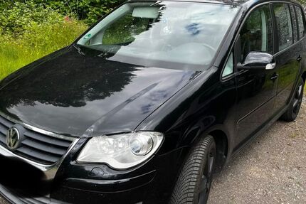 VW Touran 187.000 km 6.200 &euro; Bundenbach 55626