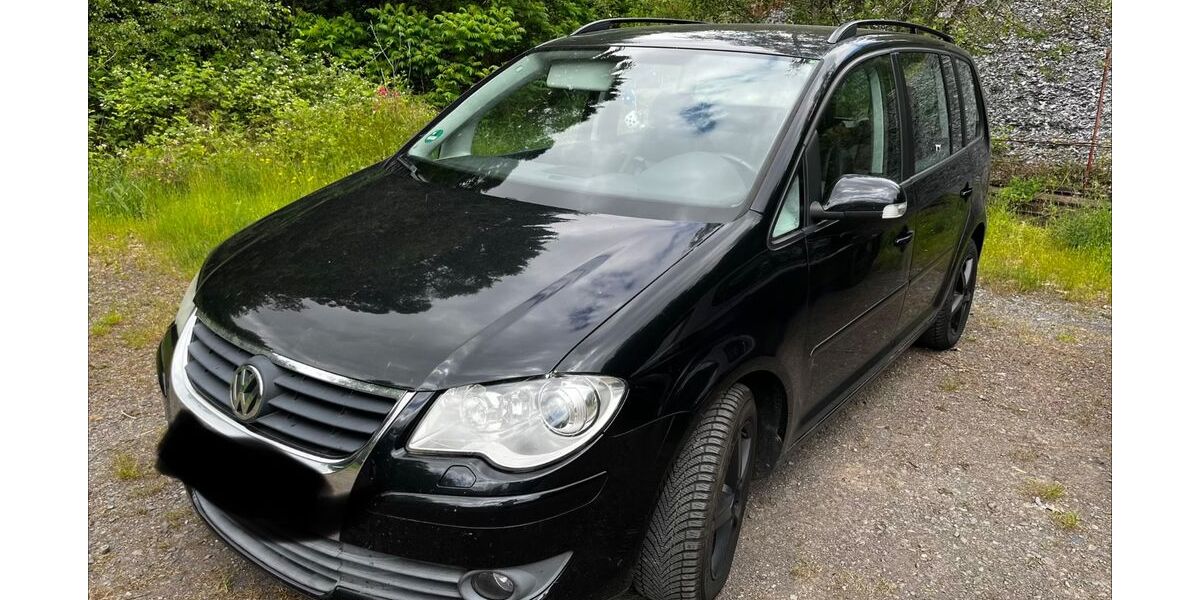 VW Touran 187.000 km 6.200 &euro; Bundenbach 55626