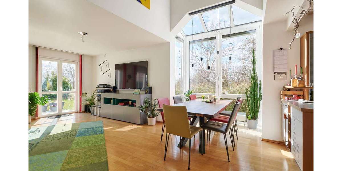 Einfamilienhaus Neubiberg - 8 Zimmer, 270 m&sup2;, 2.070.000&euro; | Angebot:26068250