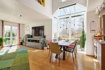 Haus Neubiberg - 8 Zimmer, 270 m&sup2;, 2.070.000&euro; | Angebot:26068250