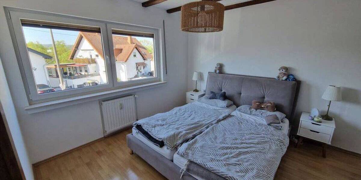 Etagenwohnung Weißenthurm - 5 Zimmer, 90 m&sup2;, 325.000&euro; | Angebot:26257729