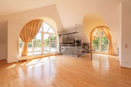 Wohnung Kleinmachnow - 3 Zimmer, 130 m&sup2;, 1.800&euro; | Angebot:26252136