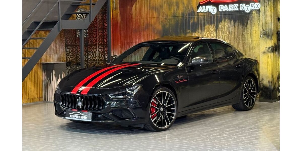 Maserati Ghibli 34.256 km 87.900 &euro; München 81829