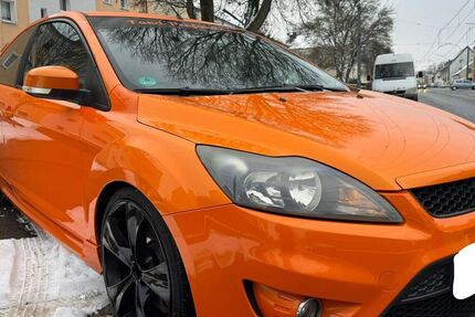 Ford Focus 200.000 km 5.490 &euro; Essen 45359