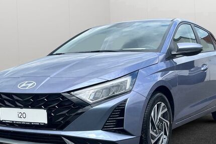 Hyundai i20 28.422 km 17.490 &euro; Castrop-Rauxel 44575