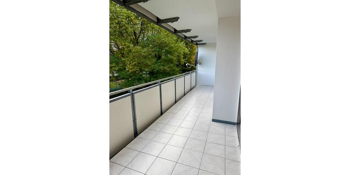 Helle 4-Zimmer 94 m² Eigentumswohnung, 2 Balkone, Alsdorf-Zentrum 4 zimmer