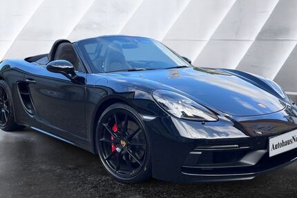 Porsche Boxster 3.053 km 93.900 € Köln-Riehl 50735