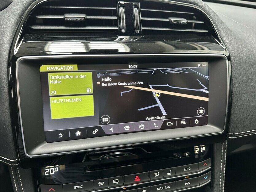 F-Pace 3,0 D AWD R-Sport +AHK+Panorama+Navi+Kamera