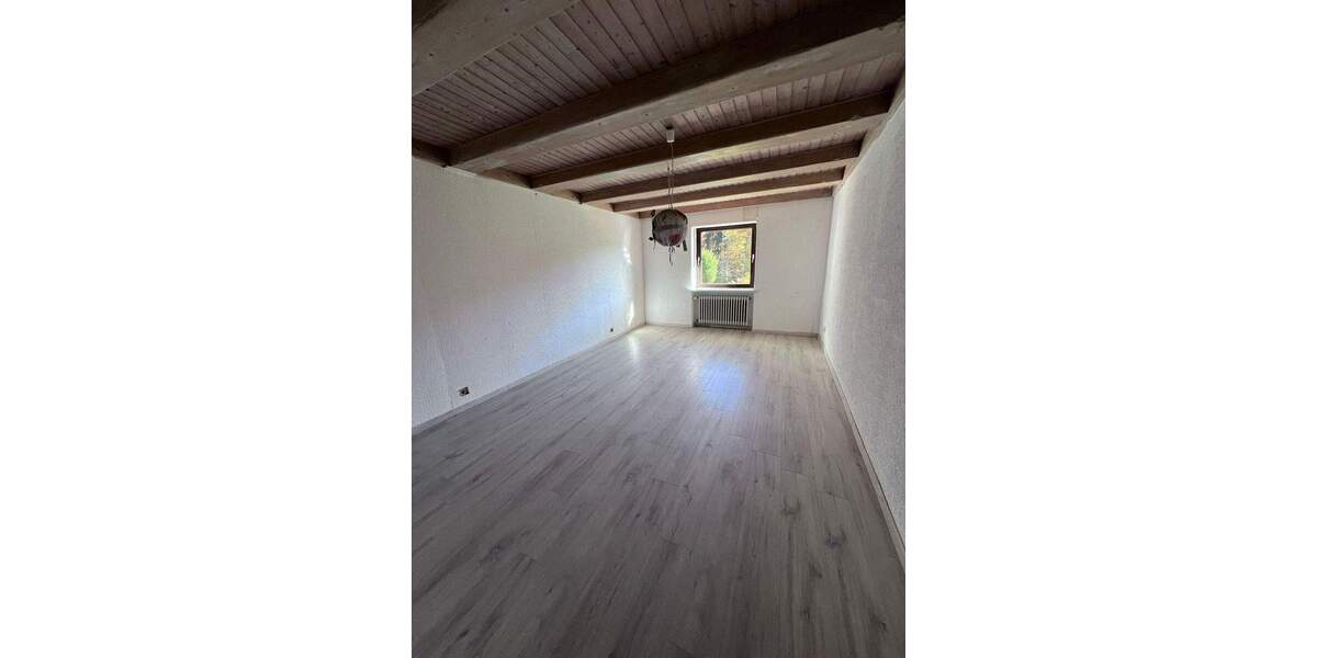 Mehrfamilienhaus, Wohnhaus Sinzing Saxberg - 6 Zimmer, 207 m&sup2;, 399.000&euro; | Angebot:25745210