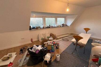 2,5-Zi.-DG-Whg. - frisch modernisiert - 5 min. per Fahrrad zum Bf. Glückstadt 2 zimmer