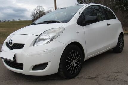 Toyota Yaris 243.000 km 1.999 &euro; Hechingen 72379