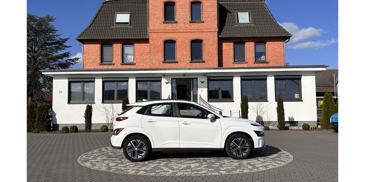 Hyundai KONA 31.829 km 17.450 &euro; Rotenburg Lispenhausen 36199