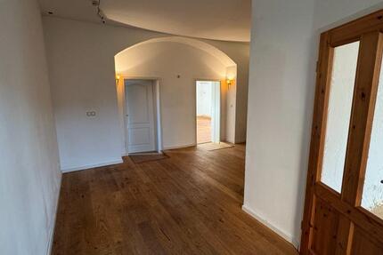 Wohnung Storkow (Mark) - 4 Zimmer, 130 m&sup2;, 1.400&euro; | Angebot:24653529
