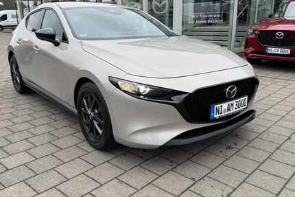Mazda 3 17.900 km 24.900 € Nienburg 31582