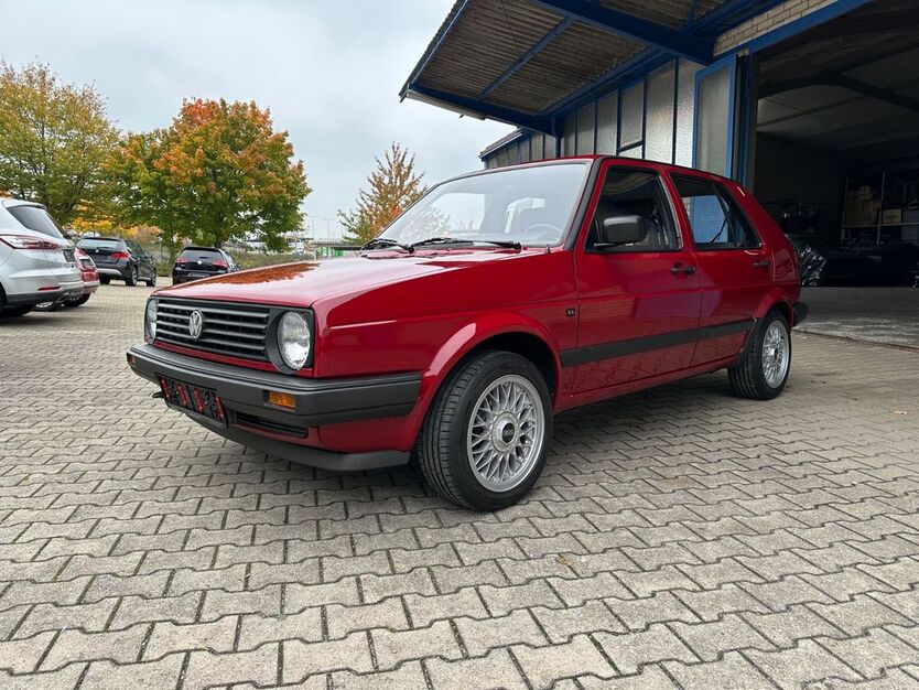 VW Golf 91.500 km 7.000 € Essingen 73457