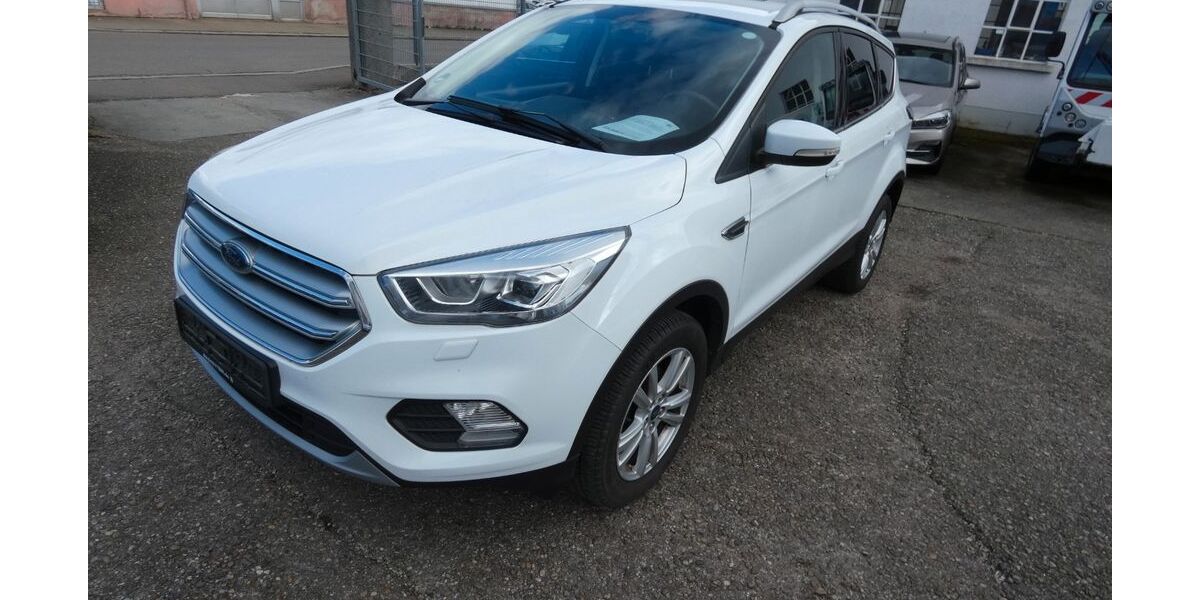 Ford Kuga 69.000 km 11.990 &euro; Neu-Ulm 89231