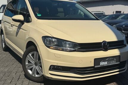 VW Touran 233.960 km 11.300 &euro; Siegburg 53721