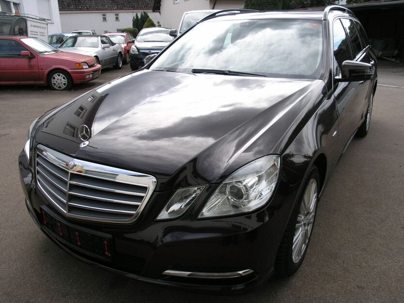 Mercedes-Benz E 300 132.691 km 13.200 € Buch 89290