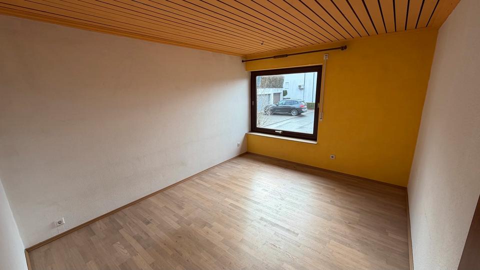 Einfamilienhaus Nagold - 3.5 Zimmer, 150 m&sup2;, 1.700&euro; | Angebot:24868944