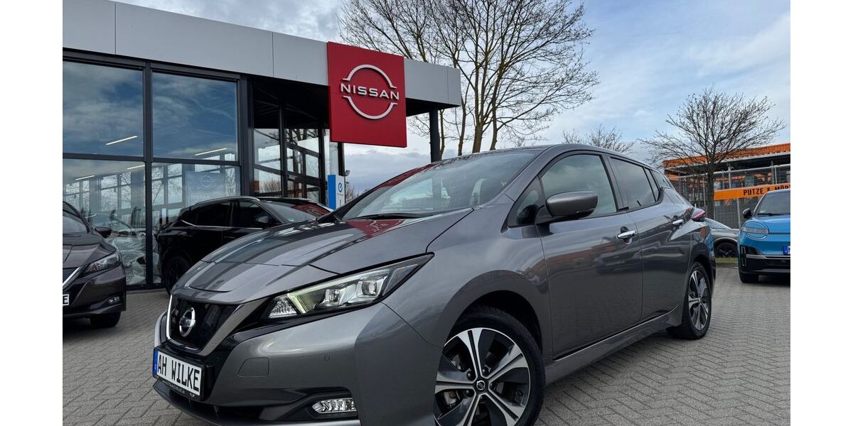 Nissan Leaf 25.038 km 13.990 &euro; Magdeburg 39120