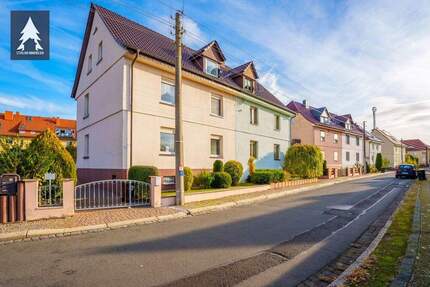 Drei Wohnungen, ein Apfelbaum und jede Menge Potenzial - wohnen, werkeln, wohlfühlen. 6 zimmer