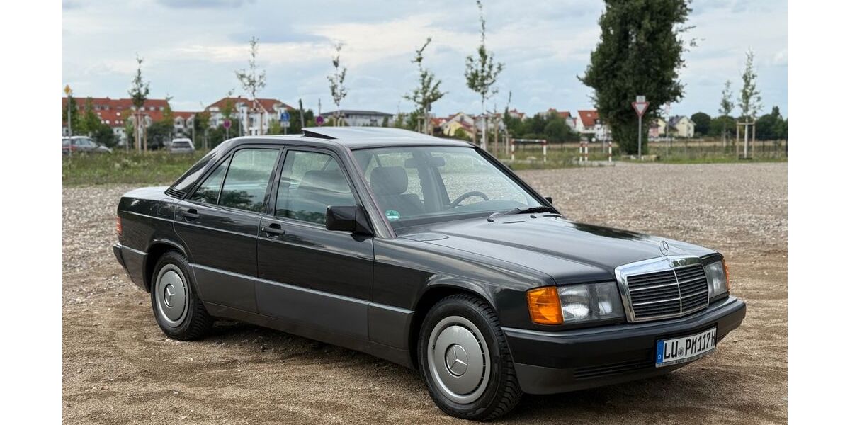Mercedes-Benz 190 44.500 km 13.900 € Ludwigshafen am Rhein 67063