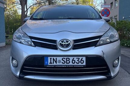 Toyota Verso 215.000 km 4.499 &euro; Ingolstadt 85057