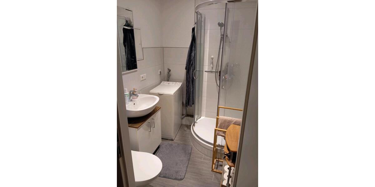 Etagenwohnung Reichenbach im Vogtland - 1 Zimmer, 41 m&sup2;, 172&euro; | Angebot:26305386